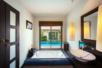 Onyx Villas By Tropiclook Rawai Esterno foto