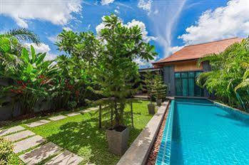 Onyx Villas By Tropiclook Rawai Esterno foto